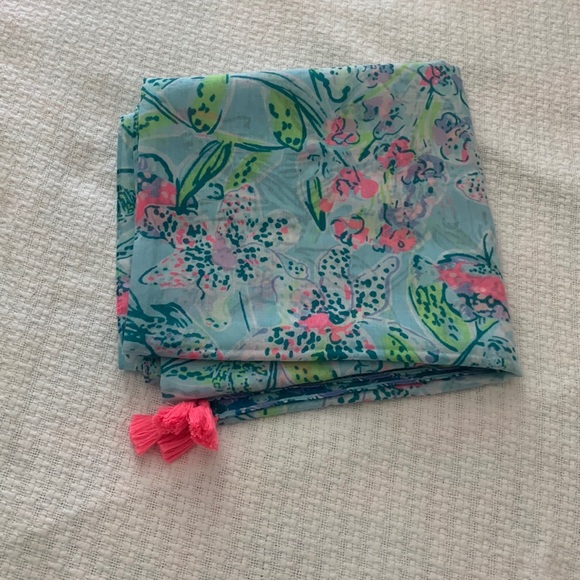 Lilly Pulitzer Accessories - Lilly Pulitzer wrap in gorgeous blue with pink and green details